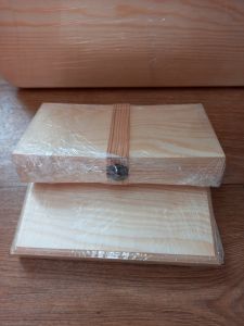 Купюрница Пачка банкнот низкая , мат-л: сосна, 19х10,5х3,8 см  ― Творча майстерня ДекоПарк