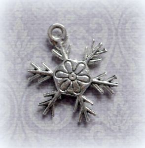 Снежинка, подвеска, 21мм, цв.: сер (scb165) ― Творча майстерня ДекоПарк