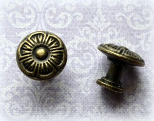 Ручка 082, цв.: бронза, "кнопка", 19*19 мм ― Творча майстерня ДекоПарк