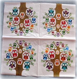 Салфетка 153, Совята, розовый фон, 33*33 см, 17,5 г/м2, ti-flair ― Творча майстерня ДекоПарк
