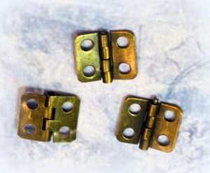 Петля 007 бр., 12х13мм ― Творча майстерня ДекоПарк