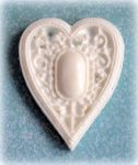 Сердце с камнем, модельный пластик, цв.: бел., 31х25мм