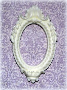 Рамка овальная, гибкая, 4,2х7 см, внутр.размер 3,8х2,5 /гд260 ― Творча майстерня ДекоПарк