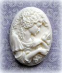 Молд А081, Камея Дама с птичкой 35*25 мм