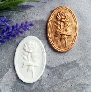 Камея Роза,  гибкая, 3,5х2,5 см, цв.: белый /гд930 ― Творча майстерня ДекоПарк