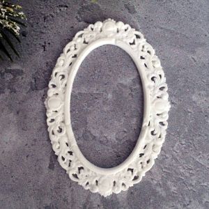 Рамочка овальная ажурная 7,7х5,3 см, внутри 5,3х3,5 см, гибкая / гд535 ― Творча майстерня ДекоПарк