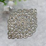 Филигрань 305, овальная 53х38 мм, цв.: серебро