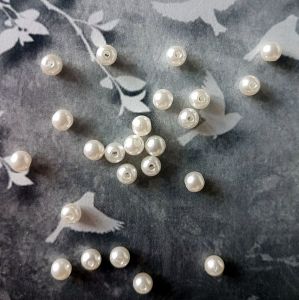 Д. эл. 017, Бусины с отверстием, цв. : жемчужный, диам. 6 мм ― Творча майстерня ДекоПарк