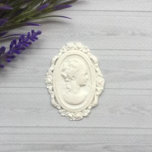 Камея в ажурной рамке, 5,5х4,2 см / гд765 ― Творча майстерня ДекоПарк