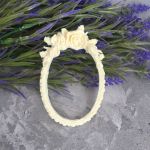 Ажурная овальная рамка с розами, 9,5х6см /пд426