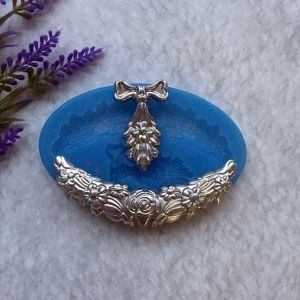 Молд А512, Полукруглый вензель 9,5х2 см и вензель с бантом 4,5х2,7 см ― Творча майстерня ДекоПарк