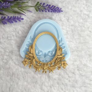 Молд ДП041 «Овальна Рамка з квітами» 6,2х5,7 см ― Творча майстерня ДекоПарк