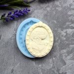 Молд ДП040 «Камея з Дамою в Капелюсі» 5х3,8 см
