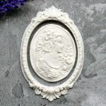 Камея в ажурной рамке 8,5х5,8 см, гибкий декор. эл-т / гд856