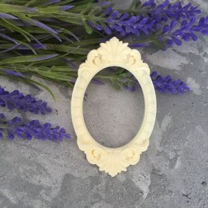 Рамка овальная 6,7х4,1 см, внутр. 4х3 см, гибкий декор /гд880Б ― Творча майстерня ДекоПарк