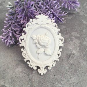 Медальон, роза в овальной ажурнй рамке 5,5х4,2 см /гд913 ― Творча майстерня ДекоПарк