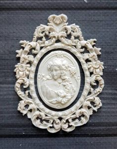 Камея + рамочка, набор, 75х55 мм (камея 38х28 мм), гибкий полимер / гд536 ― Творча майстерня ДекоПарк